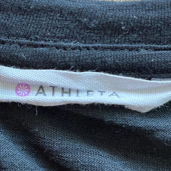 Athleta Asana Tunic 3/4 Sleeve Top - Picture 2 of 5